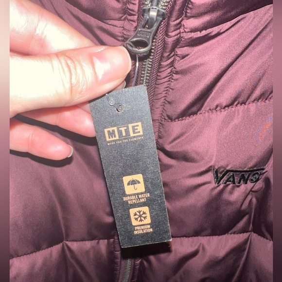 NWT VANS MAROON LIGHT FOUNDRY PUFFER JACKET MTE WOMENS XS VERY SOFT! - Picture 7 of 15